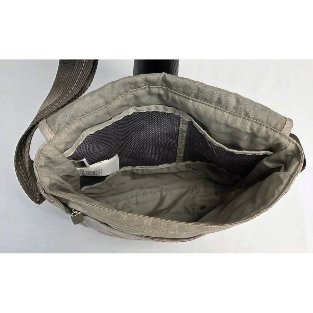 The North Face Crossbody Messenger Bag Tan Beige Red Quilted Stitch Nylon Small